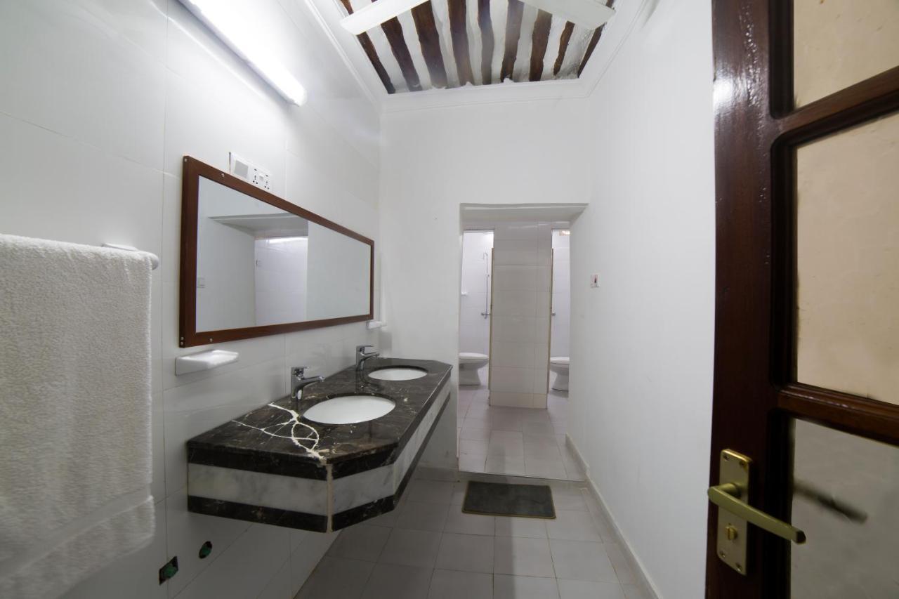 Хостел Stone Town House
